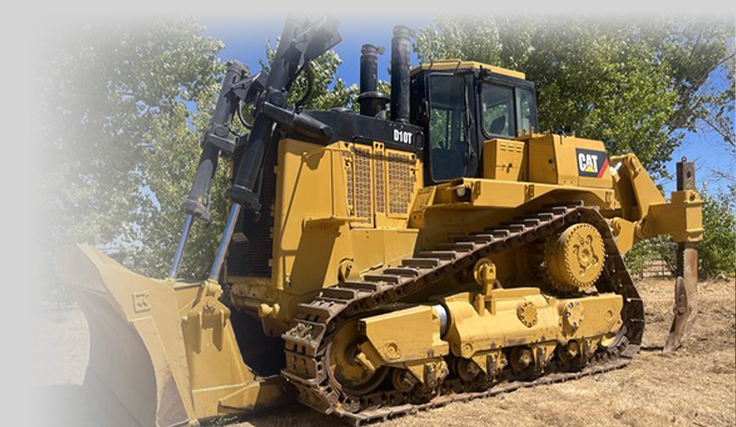 CAT D10
